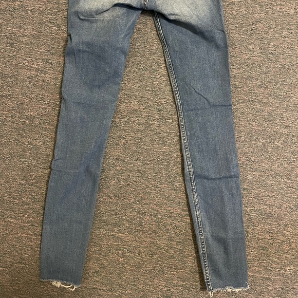 Hollister jeans - Picture 3 of 4